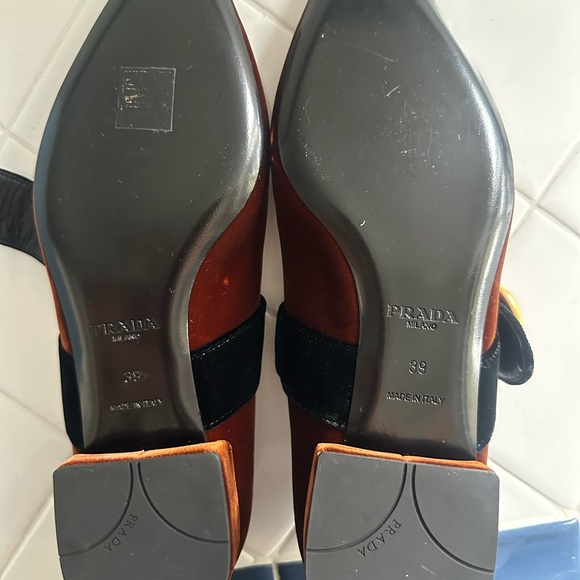PRADA Two-Tone Velvet Point-Tie Flats NWT - Picture 11 of 12
